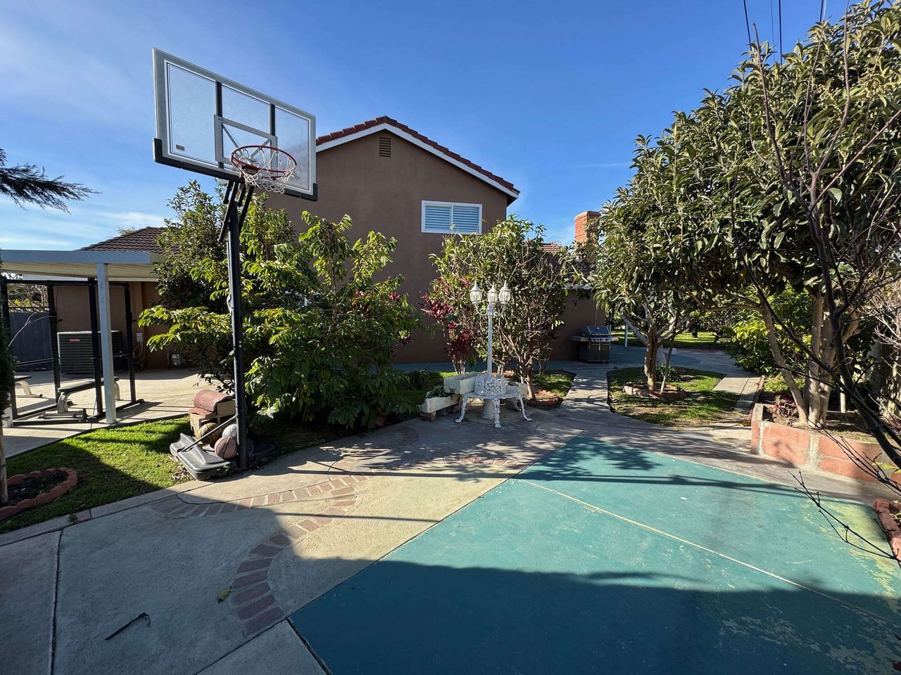 Outdoor basketball court